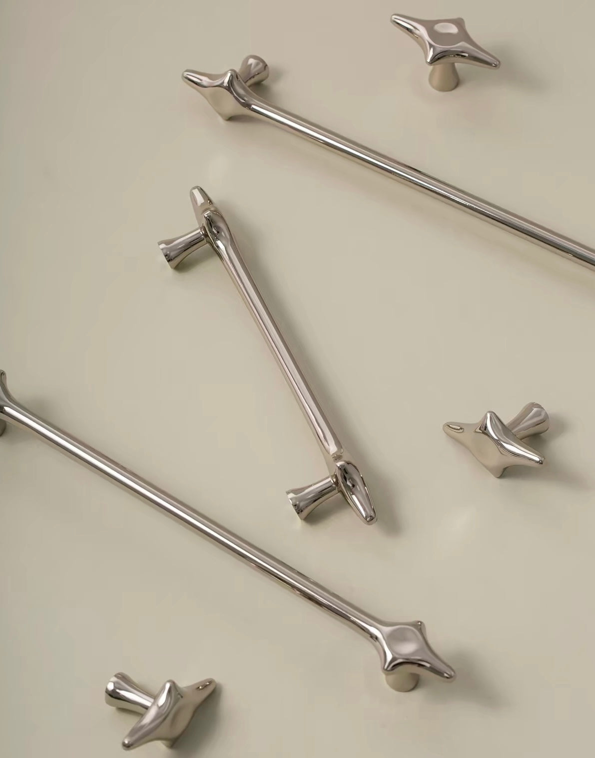 Space Age handles & knob
