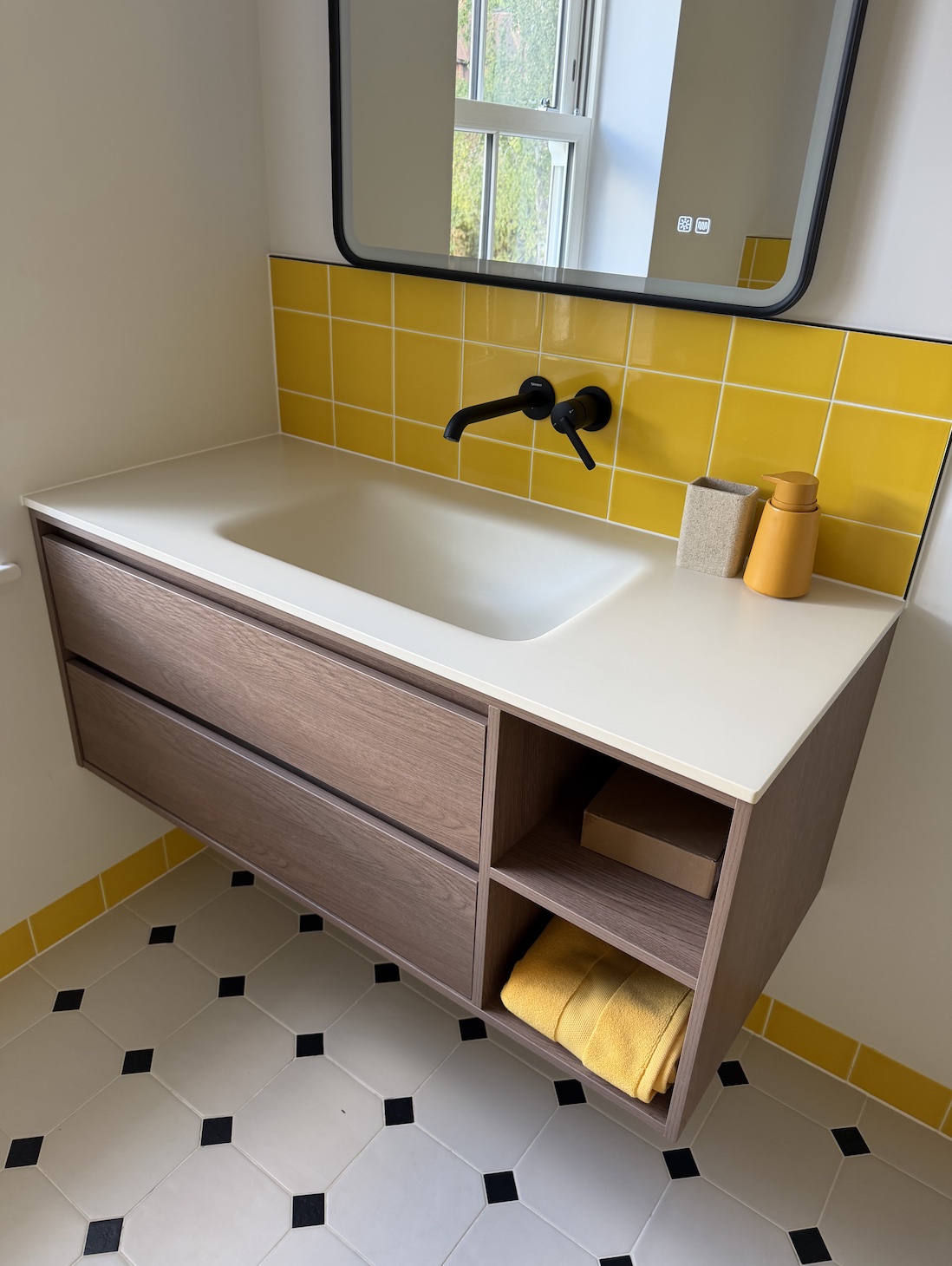 Lave 47.24 in custom vanity with integrated sintered stone basin, installed in a South London bathroom